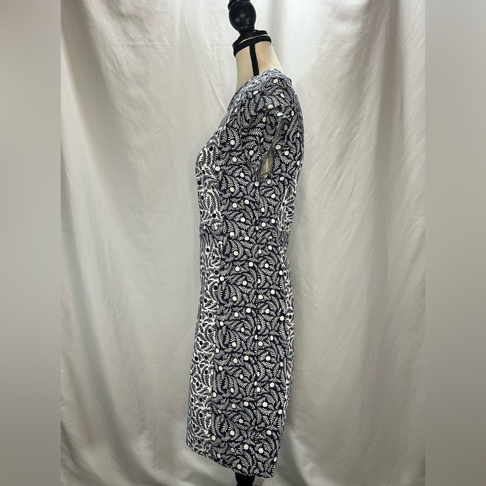 Boden Leaf Print Cap Sleeve Full Zip Fitted Bodice  Mini Dress - Picture 3 of 10